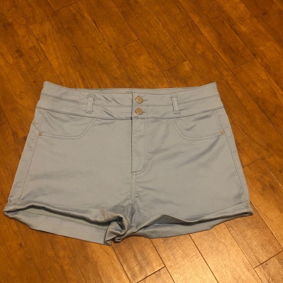 Y2K High Rise Double Button Shorts 13 Junior-Baby Blue Y2K Vtg - Picture 1 of 5